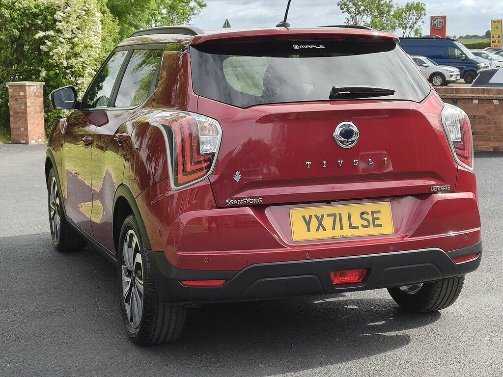 SsangYong Tivoli Ultimate Red #9