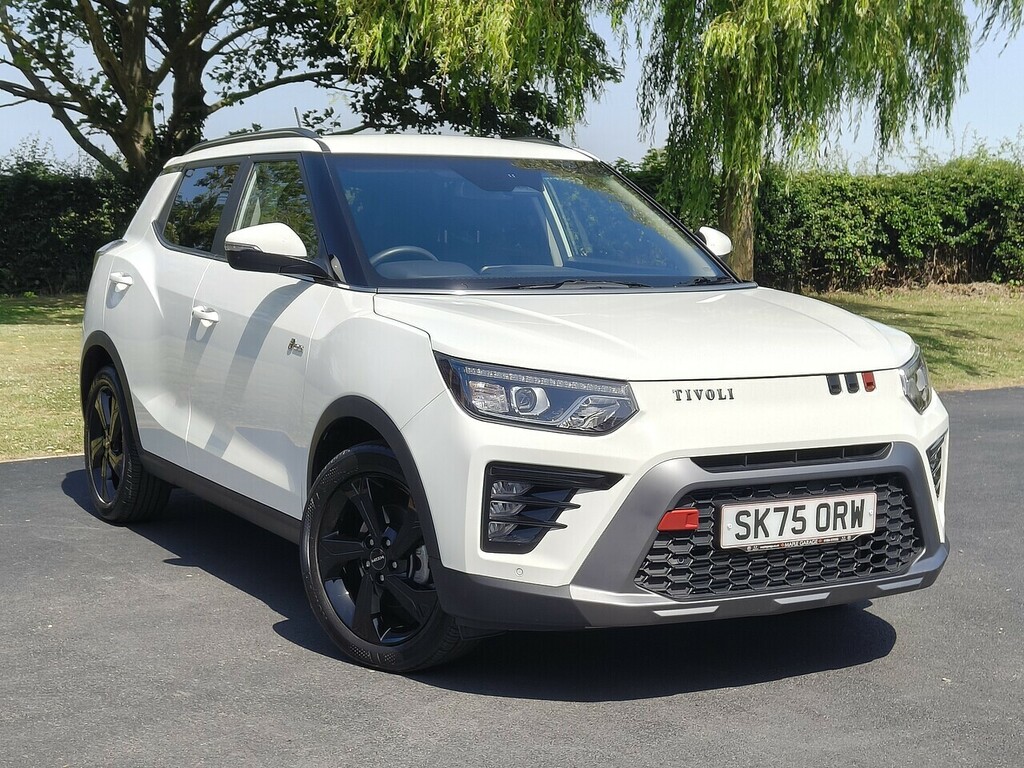 SsangYong Tivoli K40 White