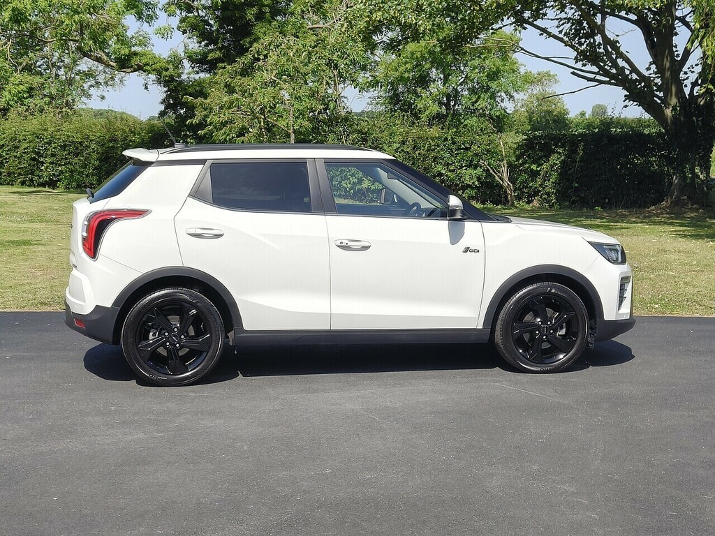 SsangYong Tivoli K40 SK75ORW White #4