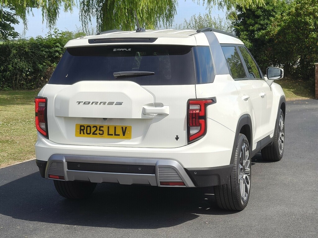SsangYong Torres 1.5 Hev K40 - 2025 75 Black #11