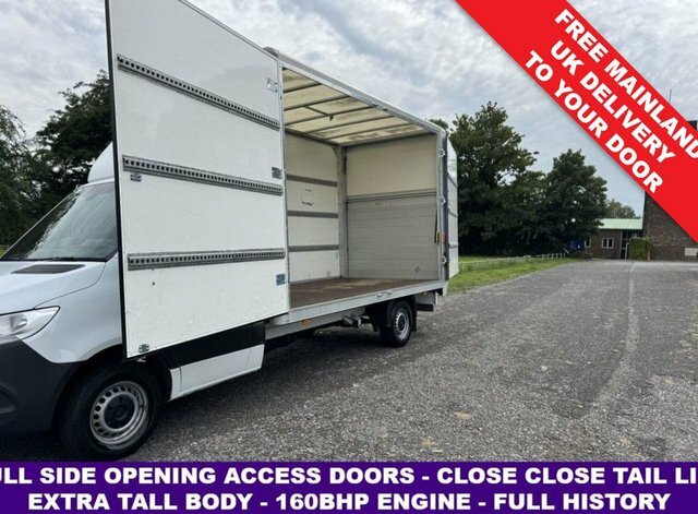 Mercedes-Benz Sprinter 2.1 316Cdi 3.5T Tall Luton Body Large Tail Lift Eu White