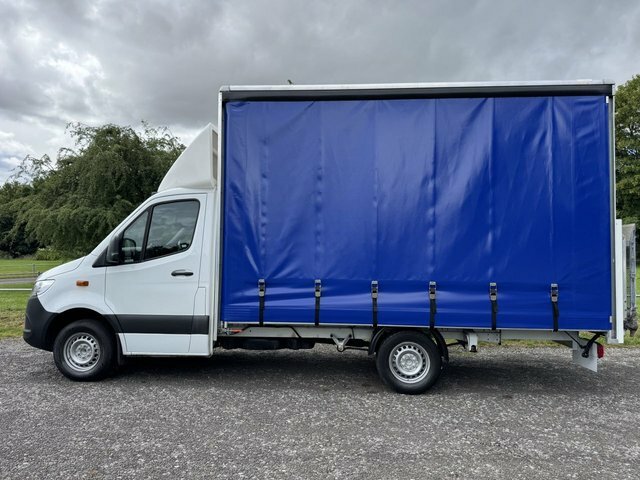 Mercedes-Benz Sprinter 2.1L Null White #7