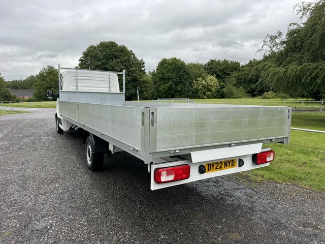 Volkswagen Crafter Mpv White #7