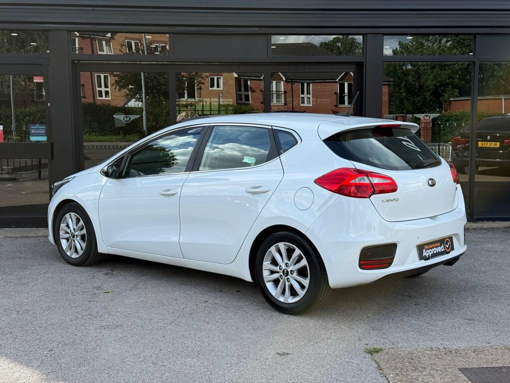 Kia Ceed 1.6 Gdi 2 Euro 6 Ss KX66UKA White #4