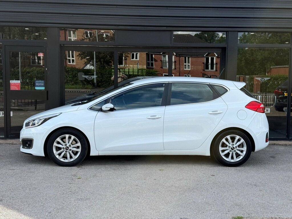 Kia Ceed 1.6 Gdi 2 Euro 6 Ss KX66UKA White #5