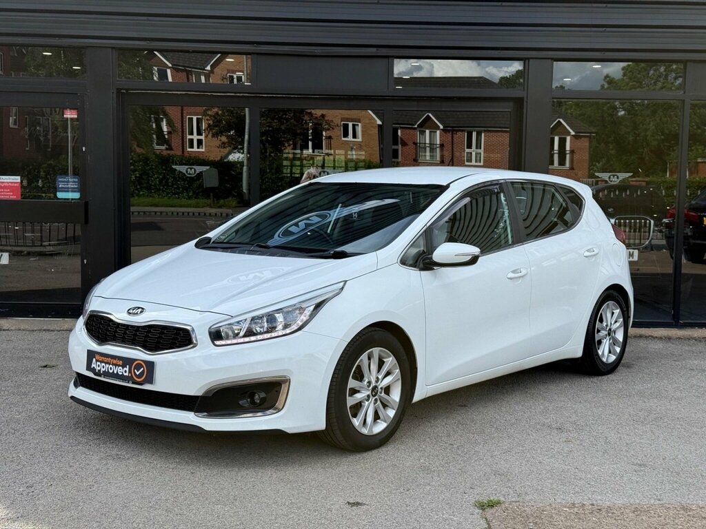 Kia Ceed 1.6 Gdi 2 Euro 6 Ss KX66UKA White #3