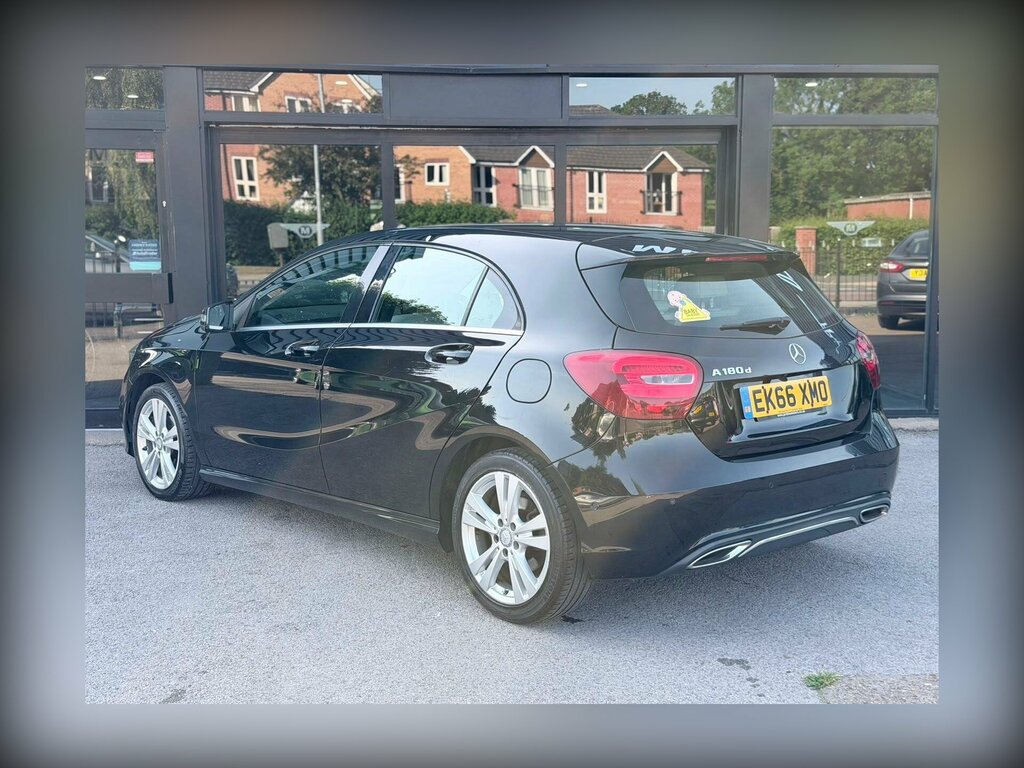 Mercedes-Benz A Class 1.5 A180d Sport Executive Euro 6 Ss Black #4