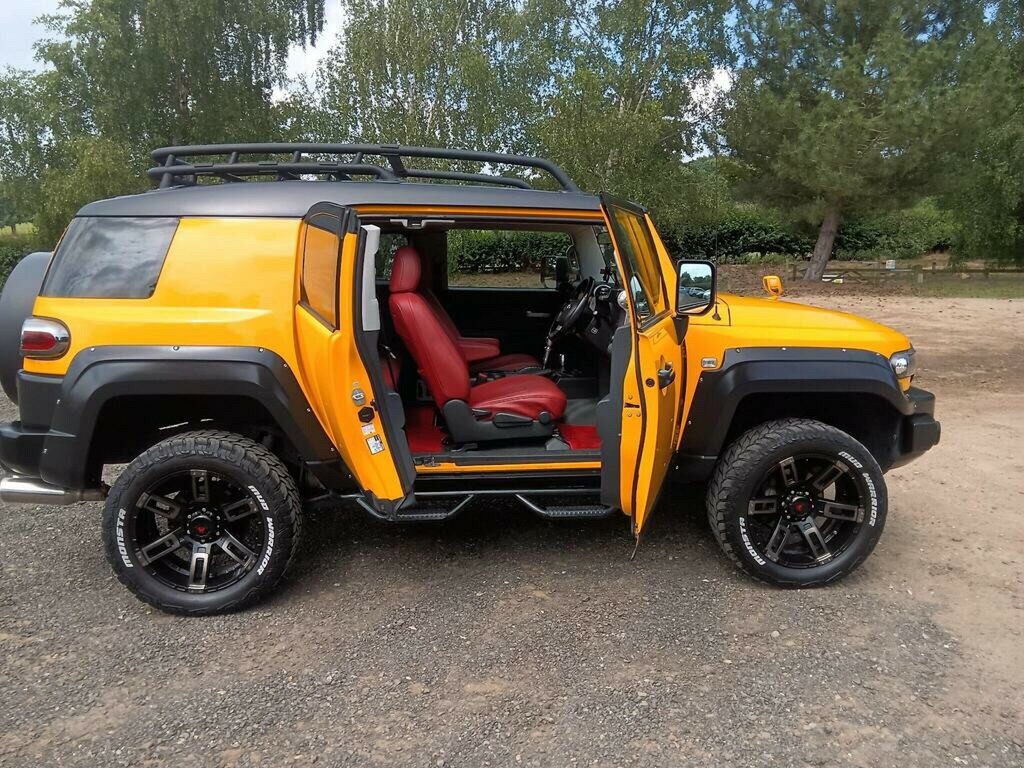 Toyota FJ Cruiser Color-package 4Wd Orange #11