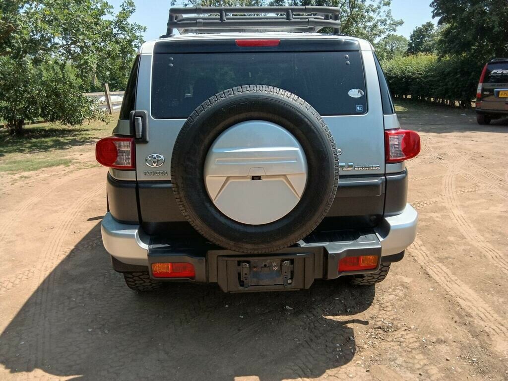Toyota FJ Cruiser 4.0 A Trak Ulez  #4