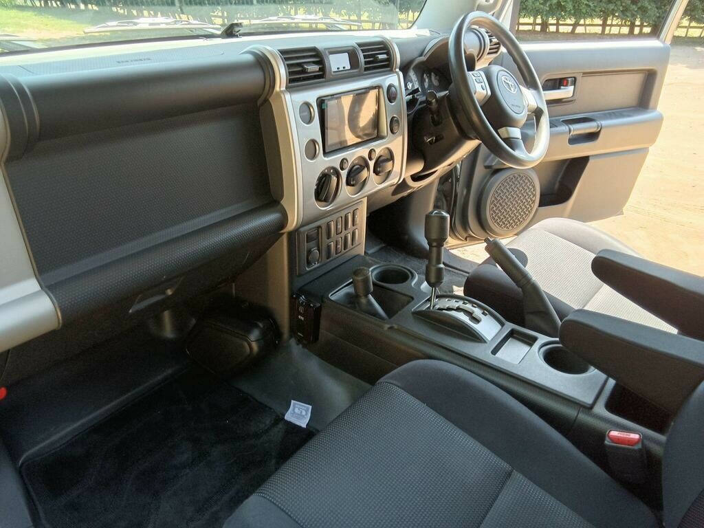Toyota FJ Cruiser Suv 4.0 4Wd Android Satnav Ready 2 Go 201262 Beige #20
