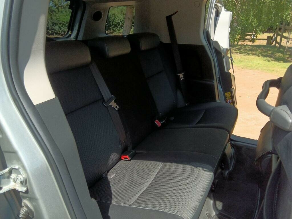 Toyota FJ Cruiser Suv 4.0 4Wd Android Satnav Ready 2 Go 201262 Beige #28