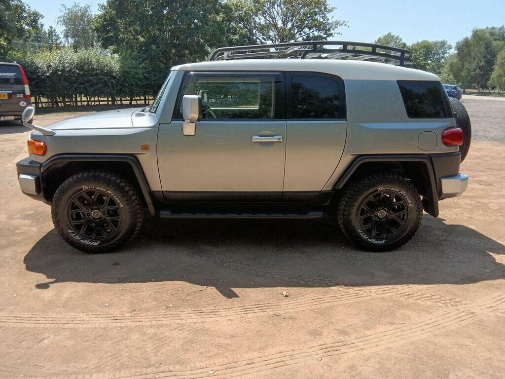 Toyota FJ Cruiser 4.0 A Trak Ulez  #5