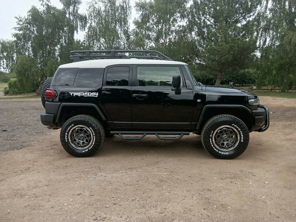 Toyota FJ Cruiser Offroad Package Grey #8