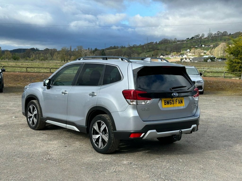 Subaru Forester 2.0 I E-boxer Xe Premium Suv Hybrid Lin Silver #4
