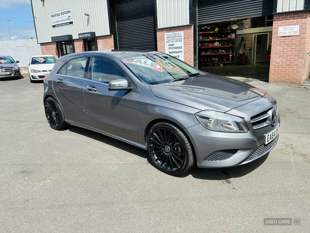 Mercedes-Benz A Class A180 Sport Hatchback White #1