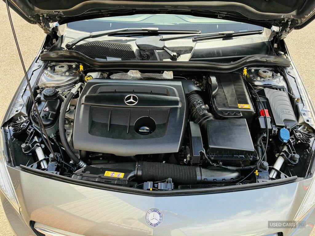 Mercedes-Benz A Class A180 Sport Hatchback White #11