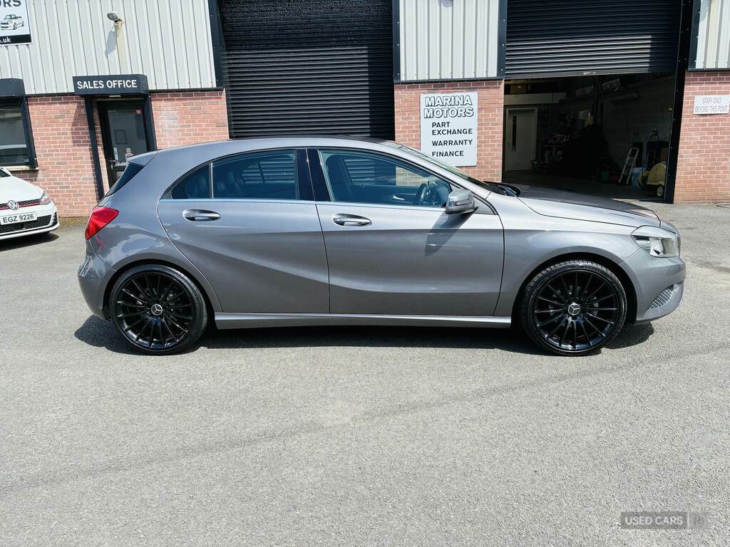 Mercedes-Benz A Class A180 Sport Hatchback White #2