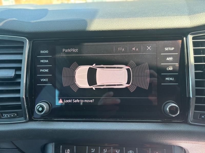 Skoda Kodiaq Edition White #25