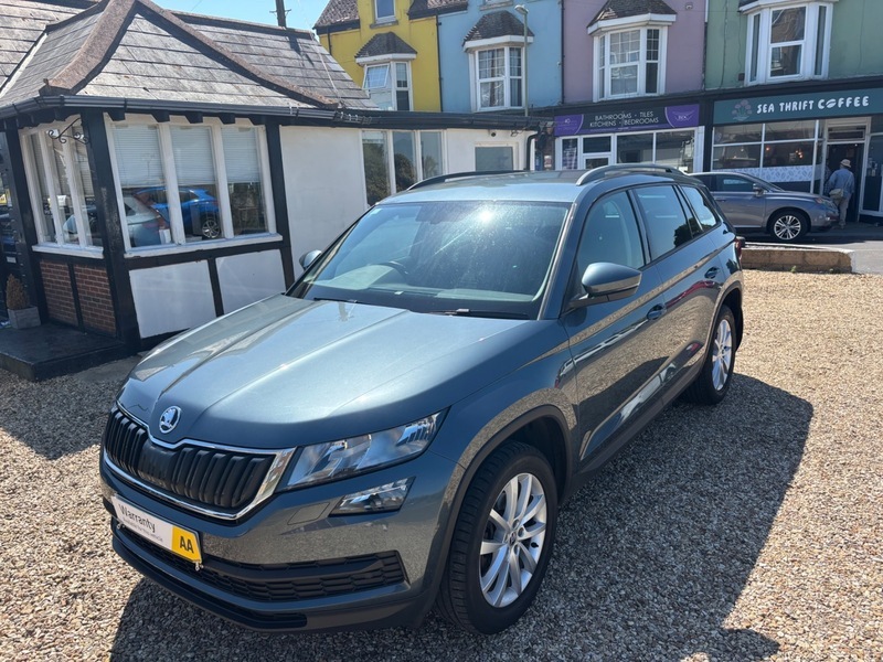 Skoda Kodiaq Edition White #7
