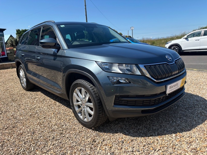 Skoda Kodiaq Edition White #13