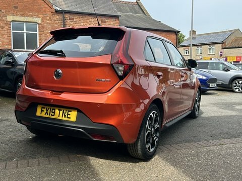 MG MG3 2019 19 Excite Orange #3