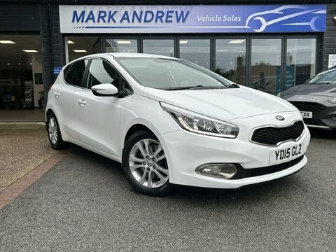 Kia Ceed 2015 15 Crdi White