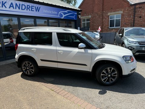 Skoda Yeti Outdoor 2017 67 White #2