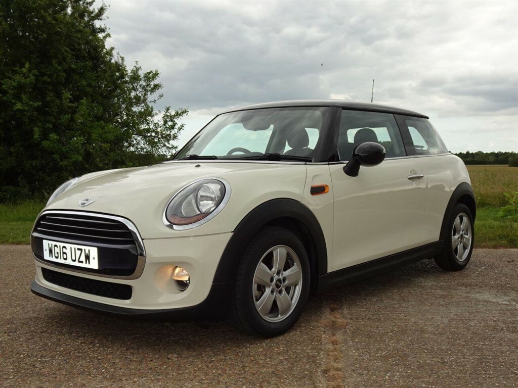 Mini Hatch 1.5 Hatchback Euro 6 Ss 136 Ps WG16UZW White