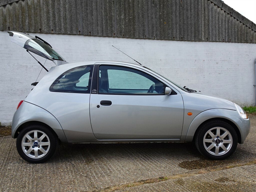 Ford KA Hatchback 1.3 200454 Black #12