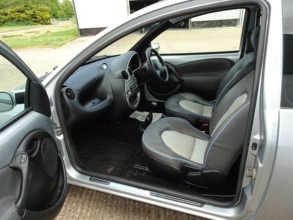 Ford KA Hatchback 1.3 200454 Black #30