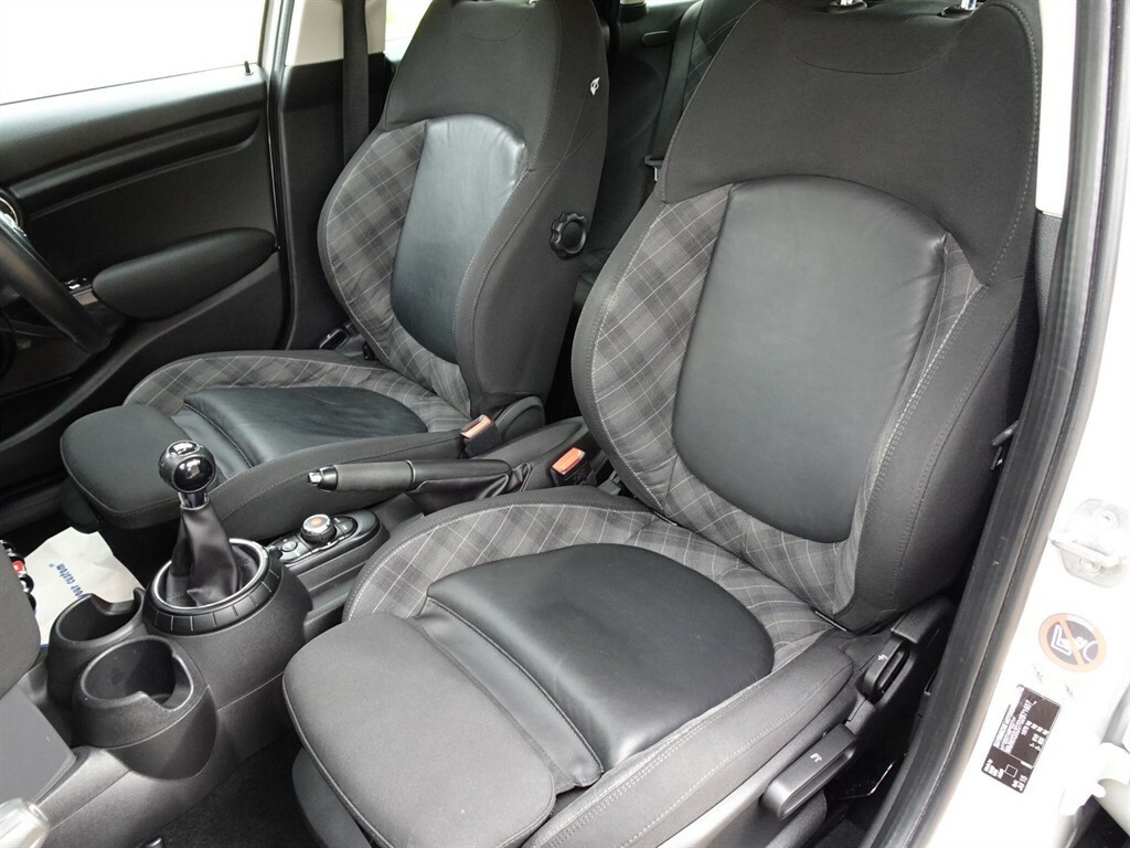 Mini Hatch Cooper 1.5 Cooper 1X Owner, 20 Pound Tax Orange #44