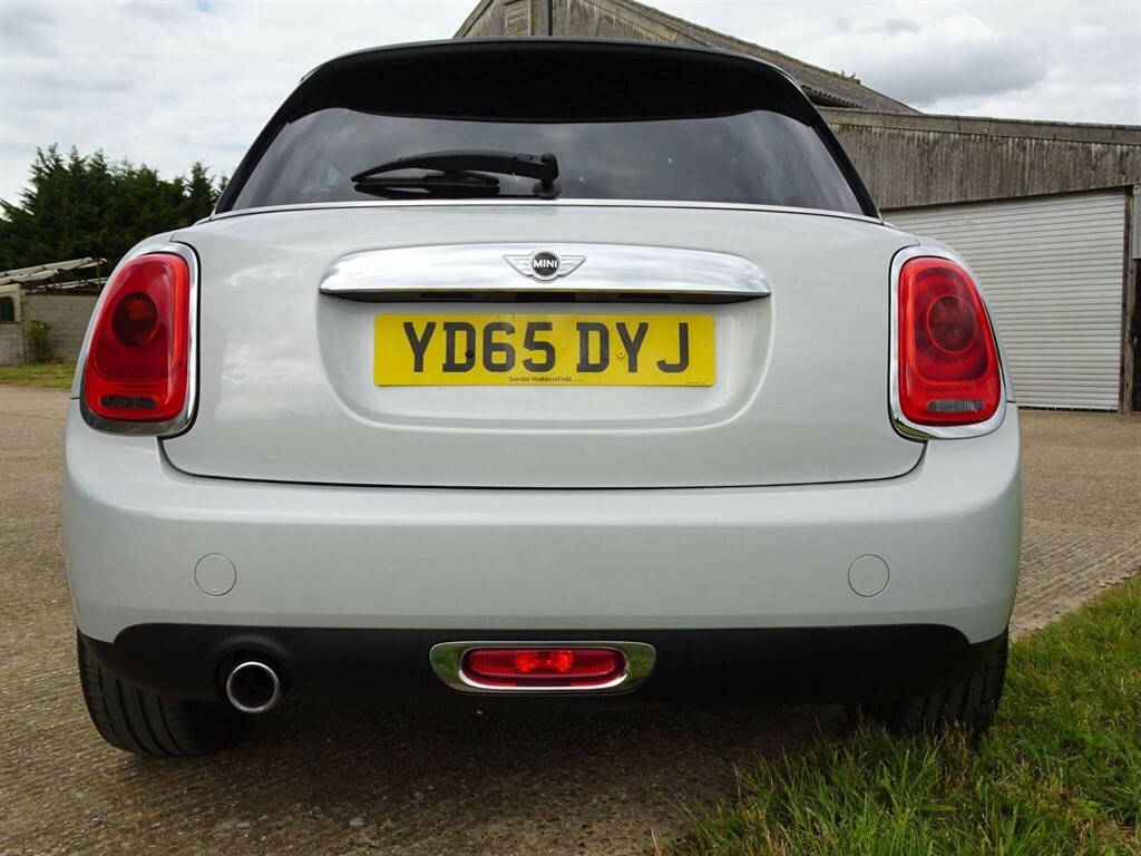 Mini Hatch Cooper 1.5 Cooper 1X Owner, 20 Pound Tax Orange #15