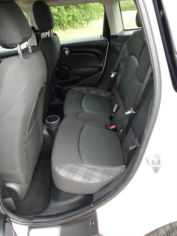 Mini Hatch Cooper 1.5 Cooper 1X Owner, 20 Pound Tax Orange #23