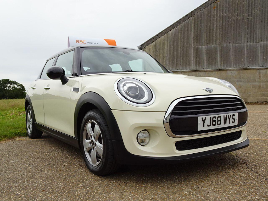 Mini Hatch 1.5 Gpf Hatchback Euro 6 Ss YJ68WYS White #6