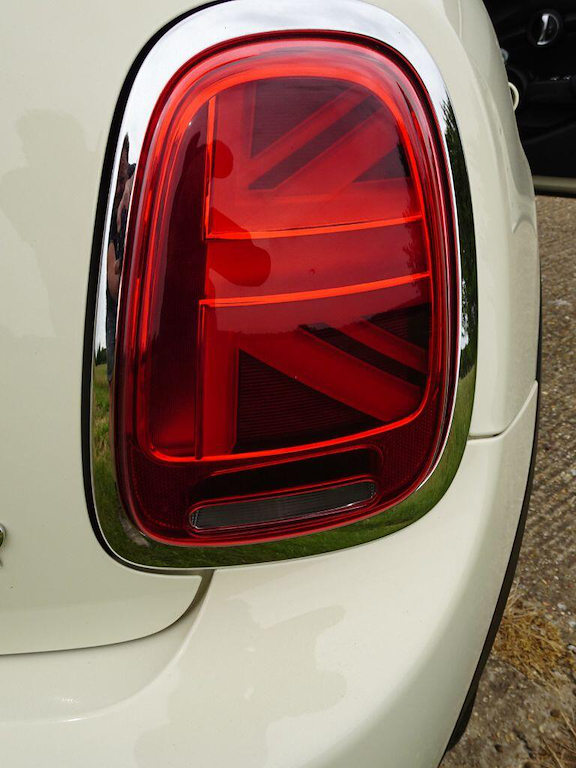 Mini Hatch 1.5 Gpf Hatchback Euro 6 Ss YJ68WYS White #4