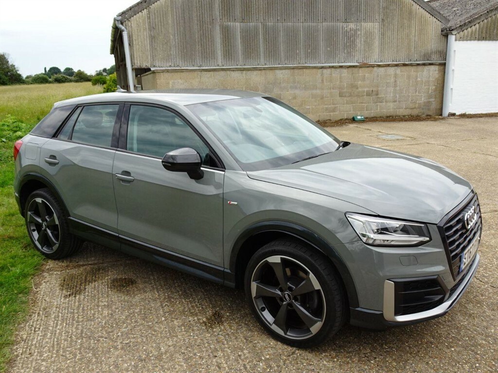 Audi Q2 1.4 Tfsi Cod Edition 1 Suv Euro ET67FYG Grey #3