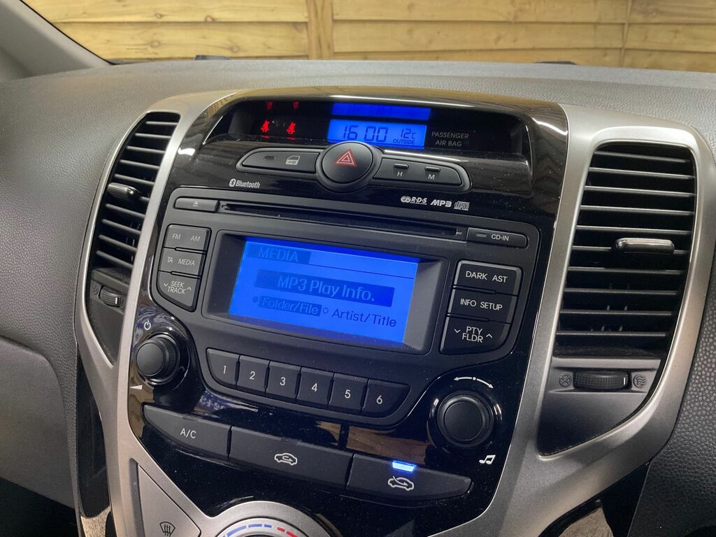 Hyundai Ix20 Style Silver #35