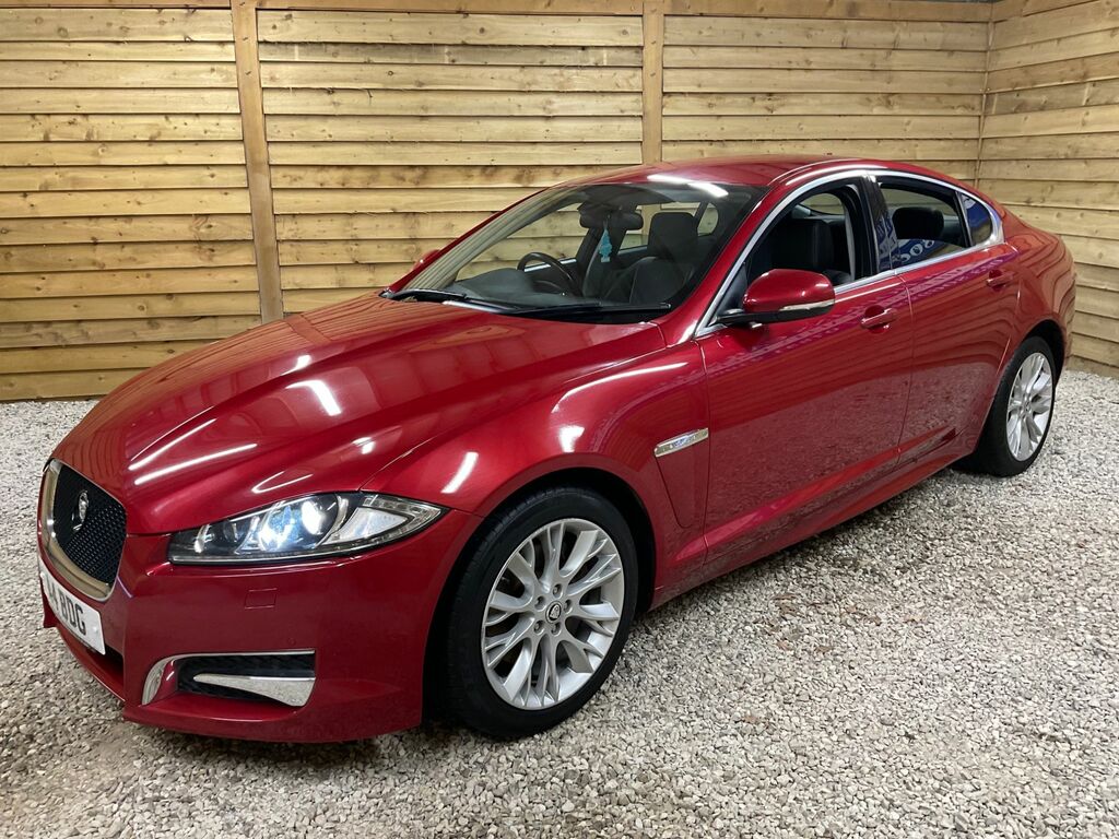 Jaguar XF Sport Saloon Red #3