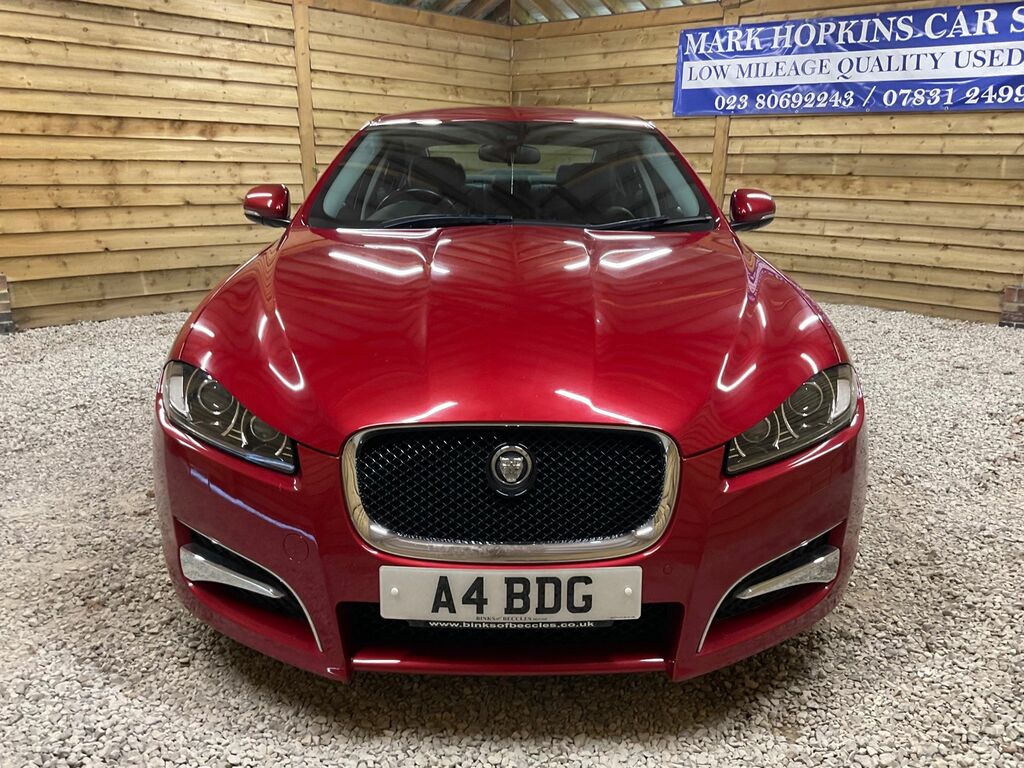Jaguar XF Sport Saloon Red #2