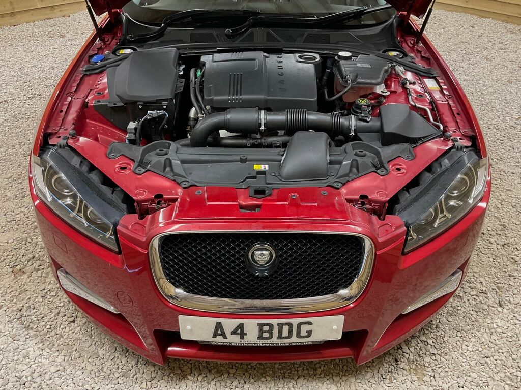 Jaguar XF 2.2D Luxury White #45