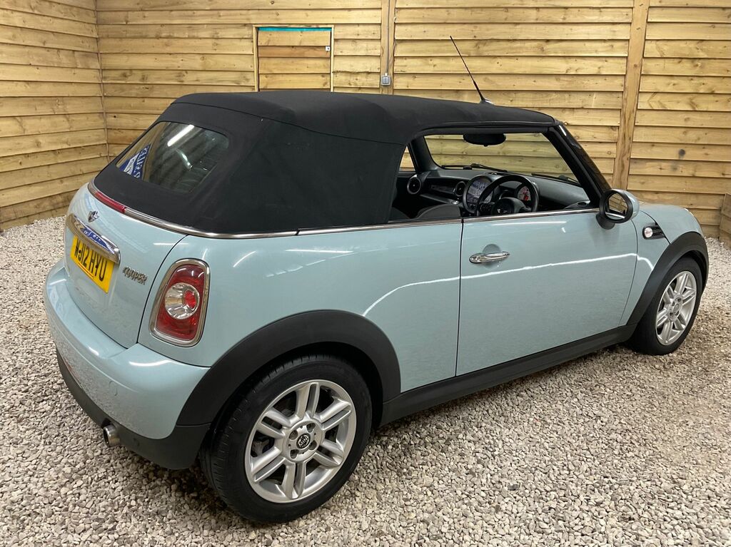Mini Convertible Cooper D Black #13