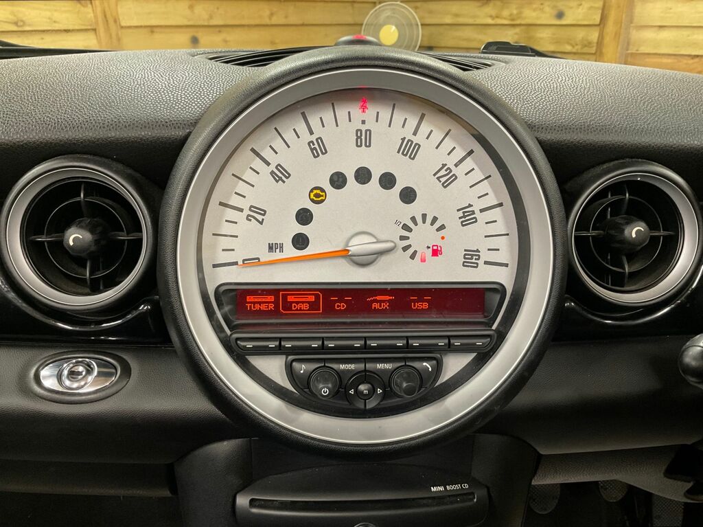 Mini Convertible Cooper D Black #41