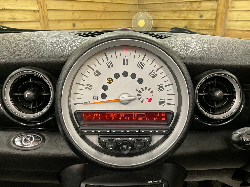 Mini Convertible Cooper D Black #38