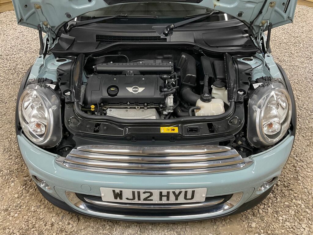 Mini Convertible Cooper D Black #50