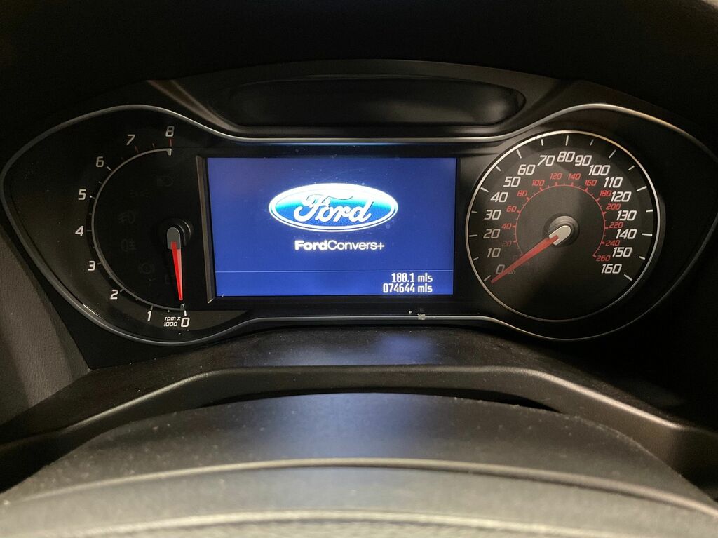 Ford Mondeo Hatchback 2.0 White #33