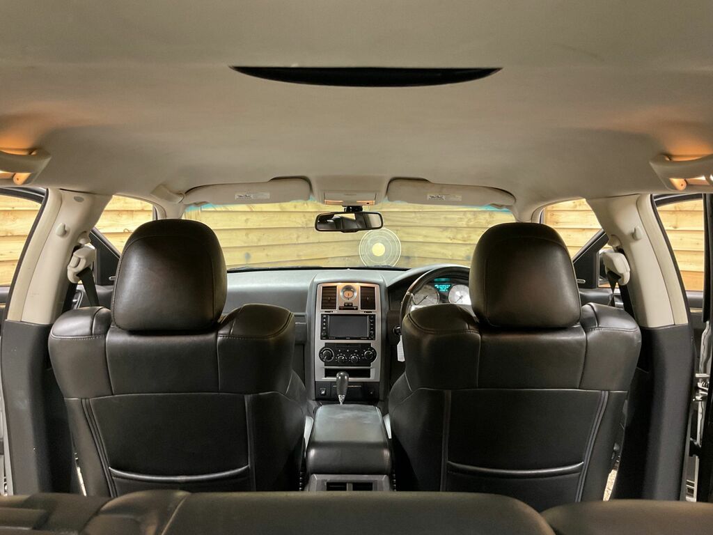 Chrysler 300C Crd V6 Lux Estate Blue #27