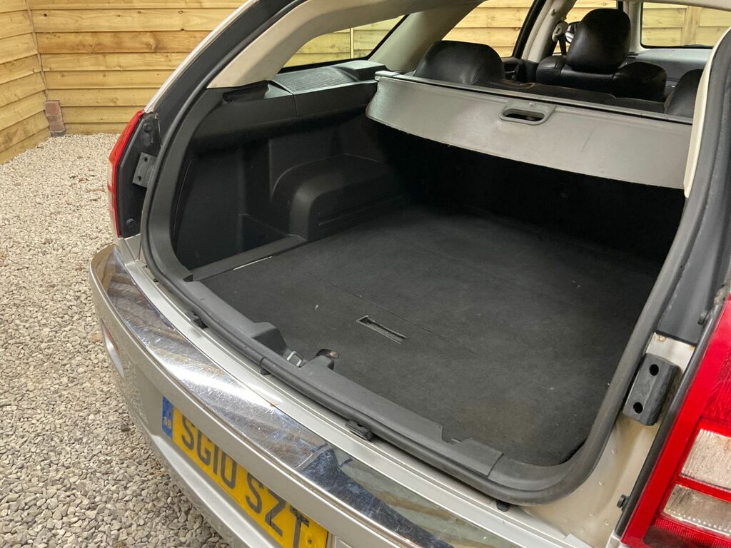 Chrysler 300C Crd V6 Lux Estate Blue #42
