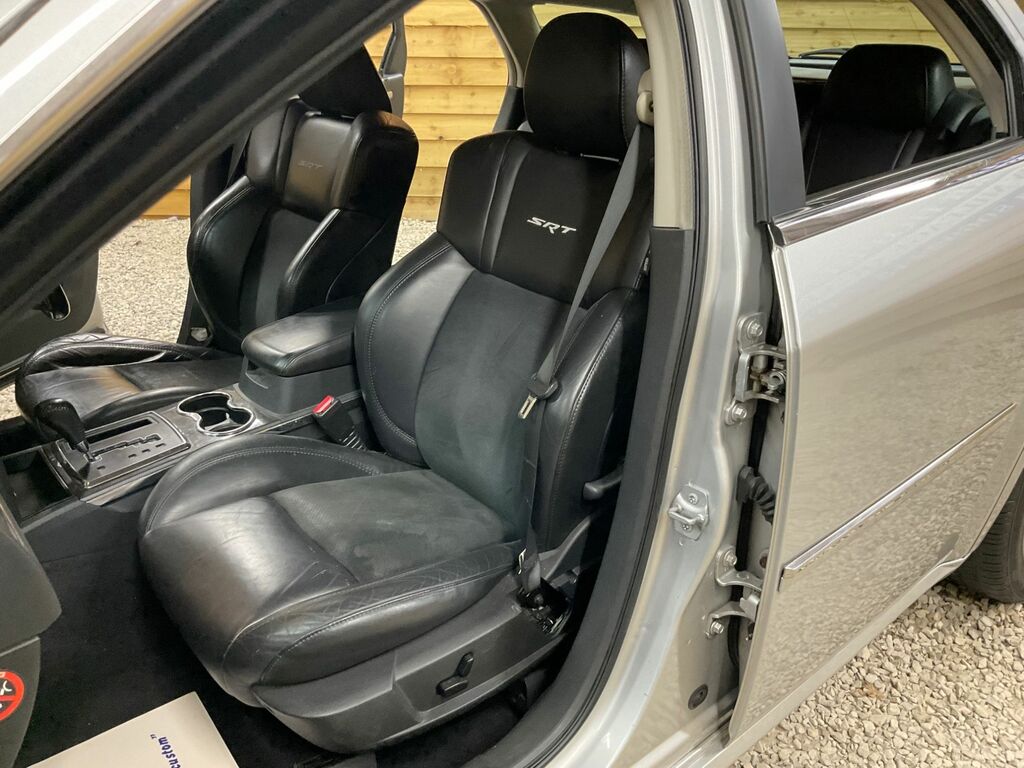 Chrysler 300C Crd V6 Lux Estate Blue #24