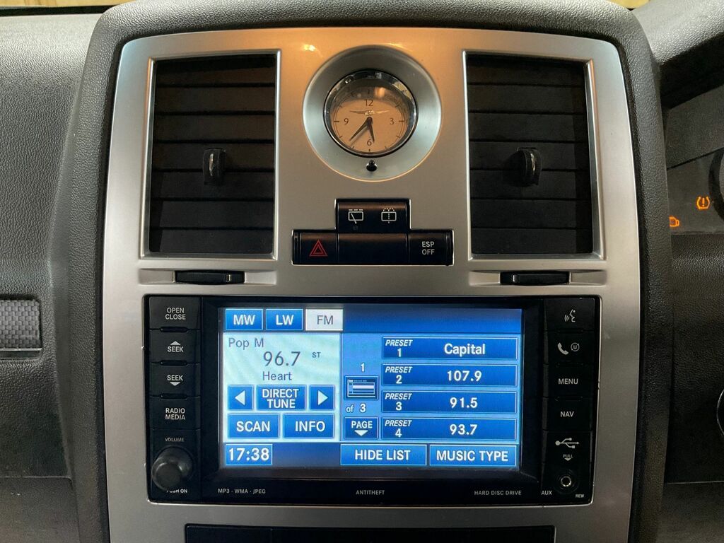 Chrysler 300C Crd V6 Lux Estate Blue #34