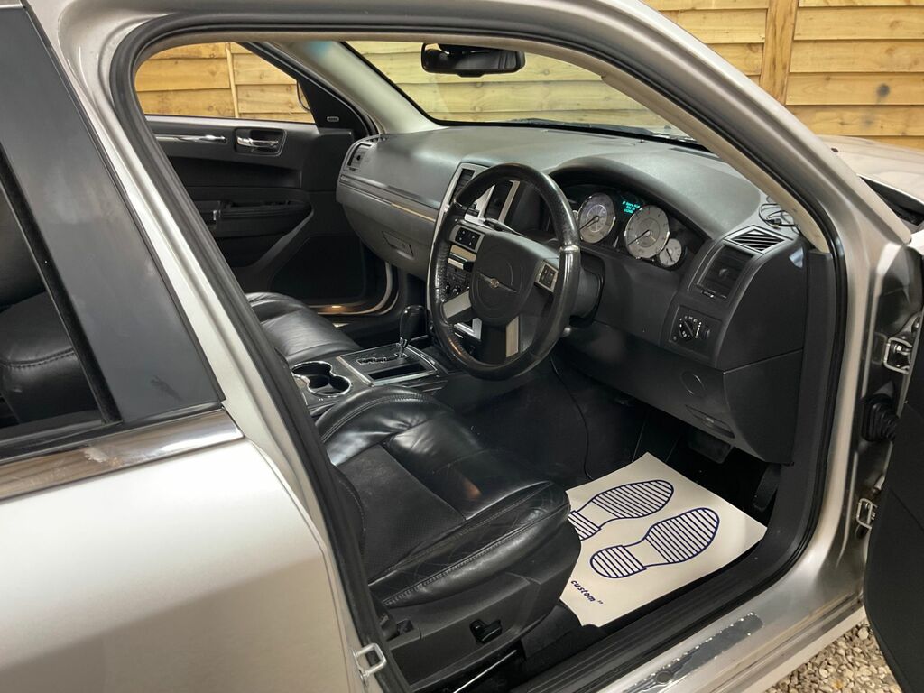 Chrysler 300C Crd V6 Lux Estate Blue #12